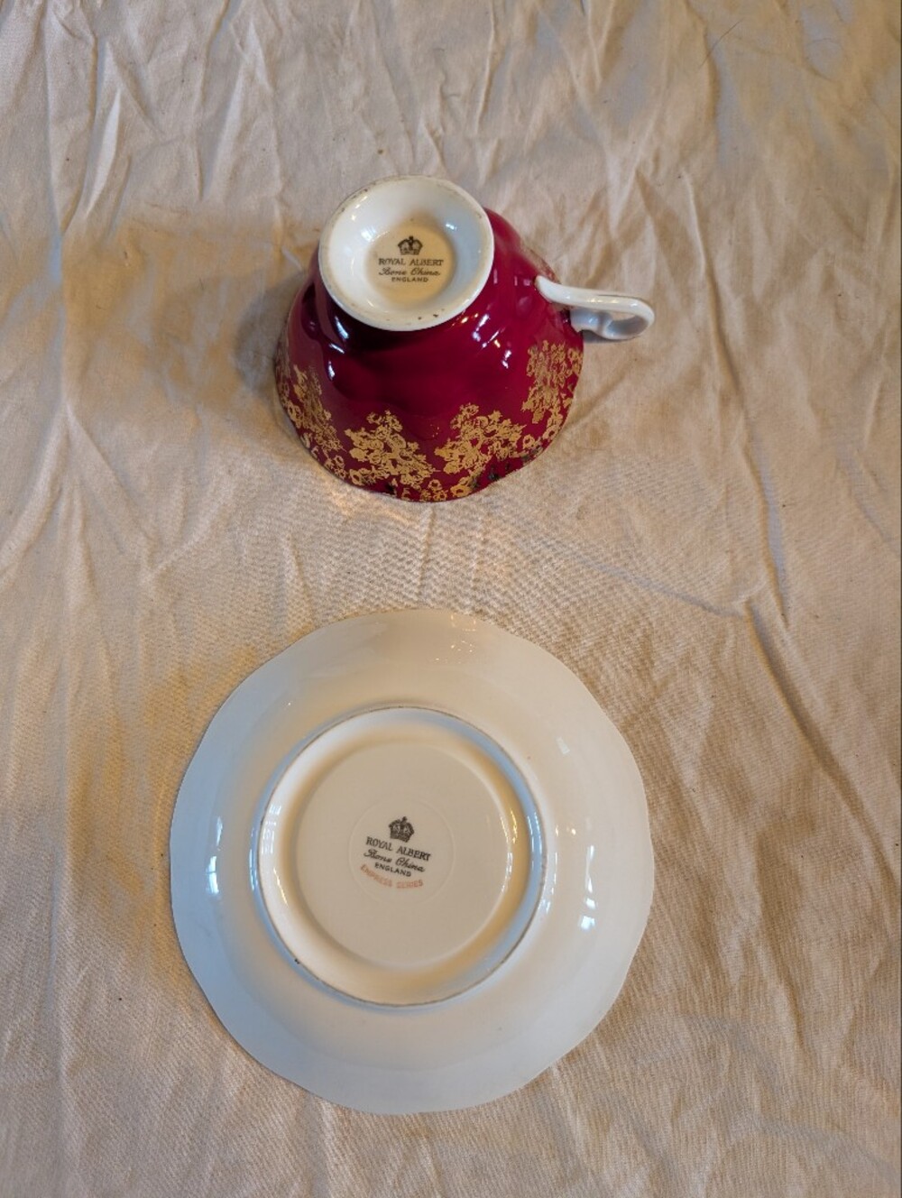 2/60$ Royal Albert Red and Gold Teacup with Saucer - Picture 3 of 8